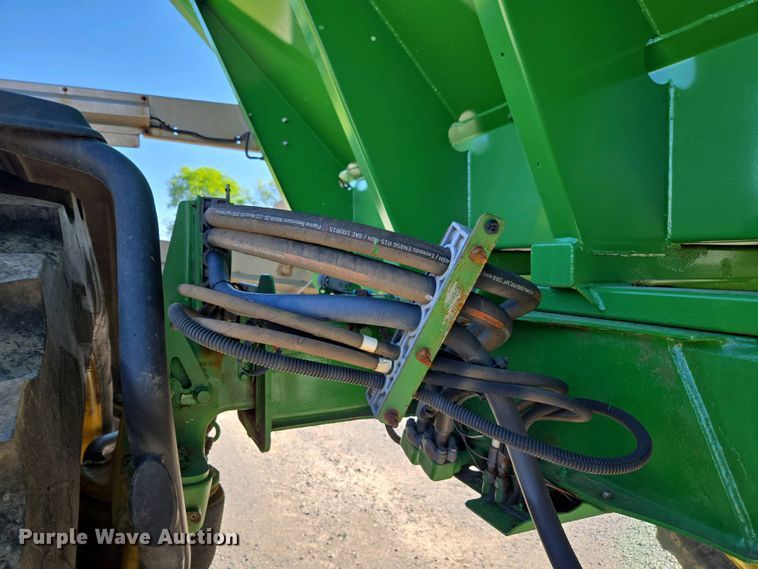 image for item DW1903 2019 John Deere R4045 spreader