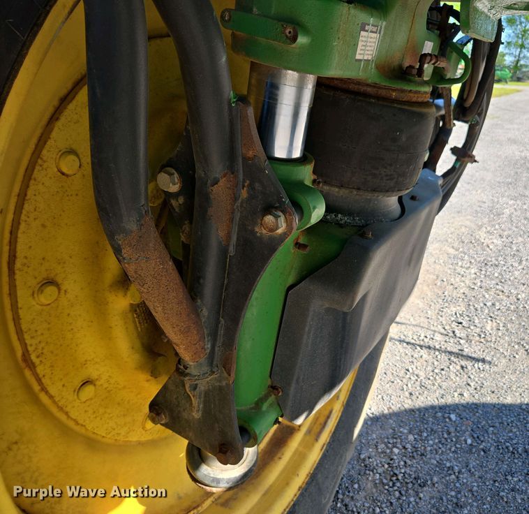 image for item DW1903 2019 John Deere R4045 spreader