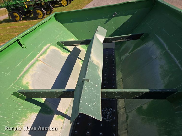 image for item DW1903 2019 John Deere R4045 spreader