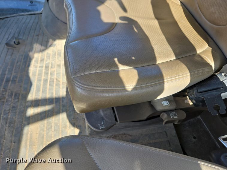 image for item DW1903 2019 John Deere R4045 spreader