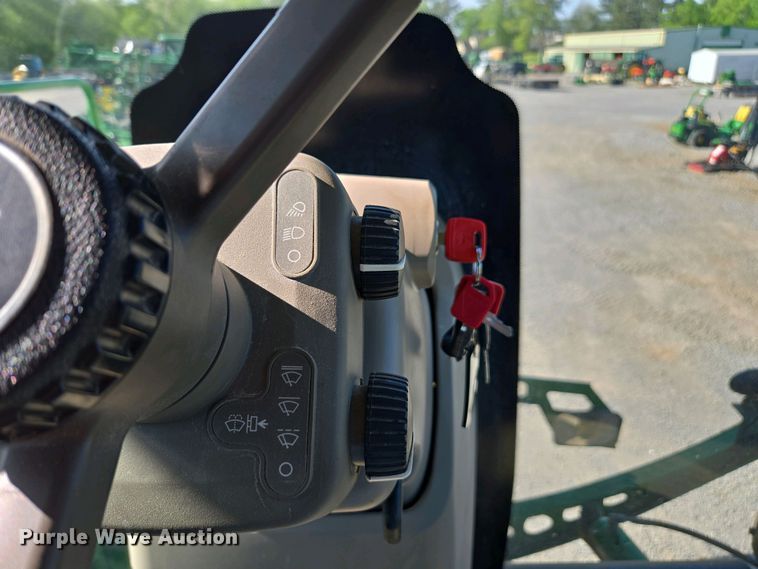 image for item DW1903 2019 John Deere R4045 spreader