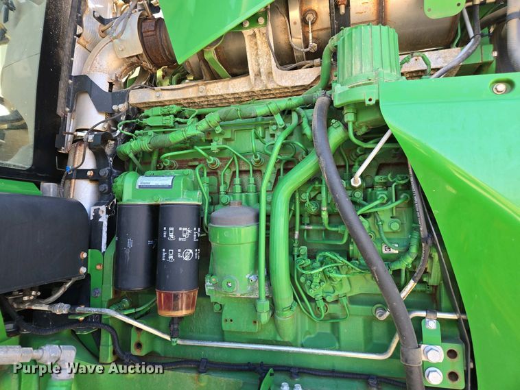 image for item DW1903 2019 John Deere R4045 spreader