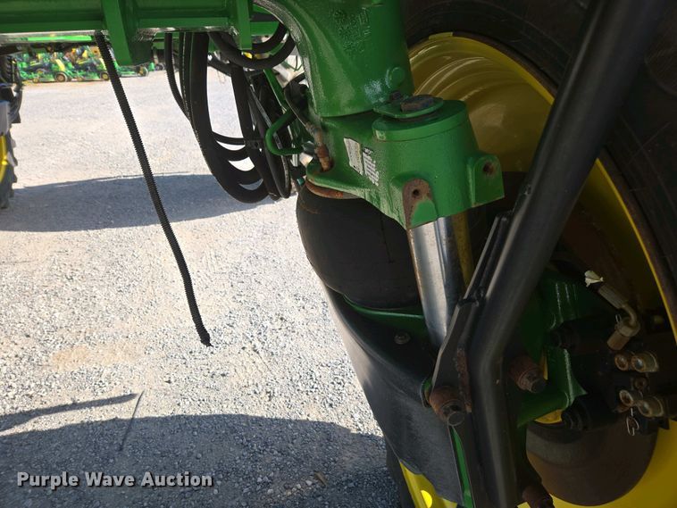 image for item DW1904 2021 John Deere R4038 sprayer