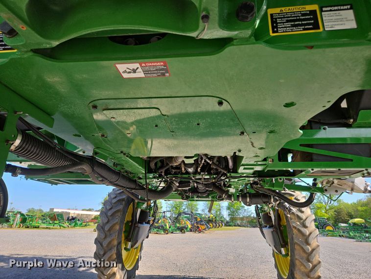 image for item DW1904 2021 John Deere R4038 sprayer