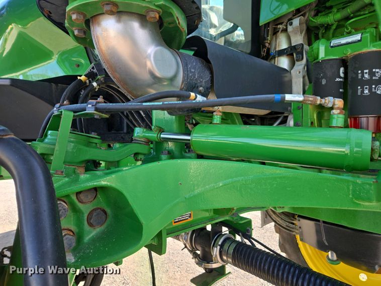image for item DW1904 2021 John Deere R4038 sprayer