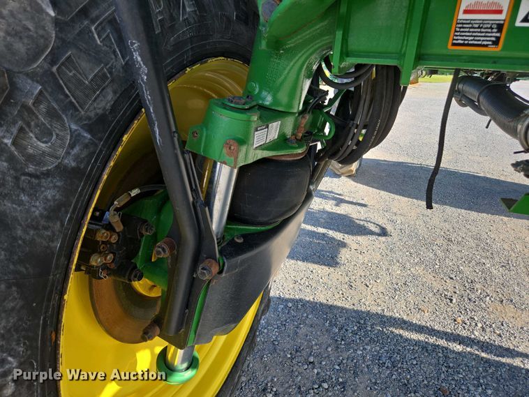 image for item DW1904 2021 John Deere R4038 sprayer