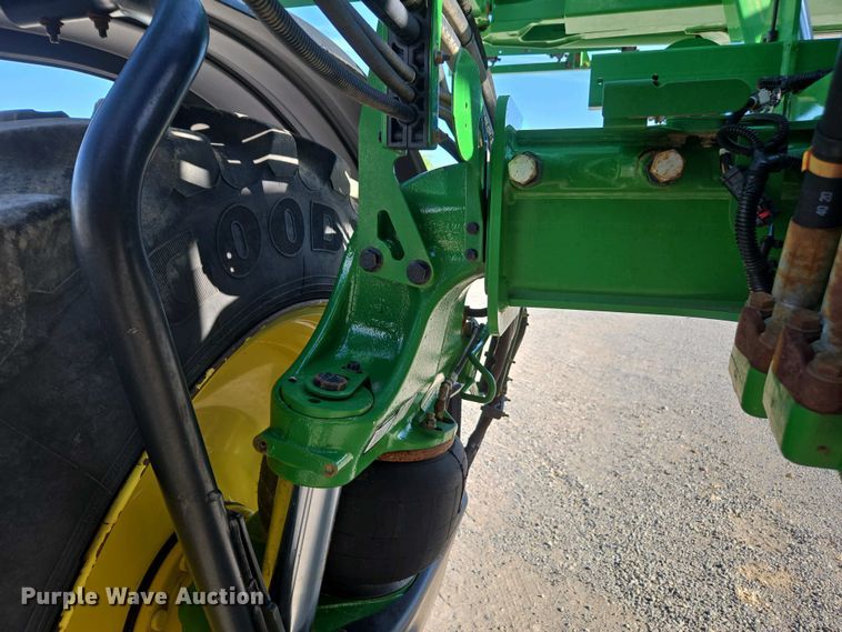 image for item DW1904 2021 John Deere R4038 sprayer