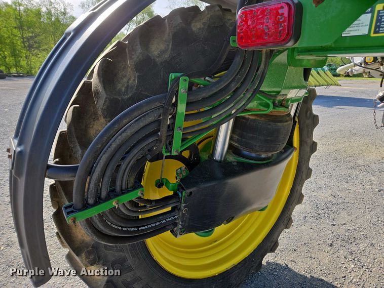 image for item DW1904 2021 John Deere R4038 sprayer