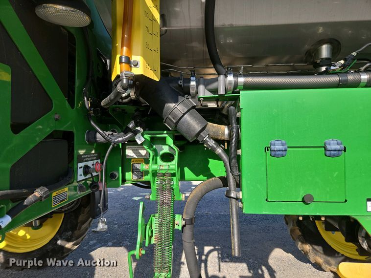 image for item DW1904 2021 John Deere R4038 sprayer