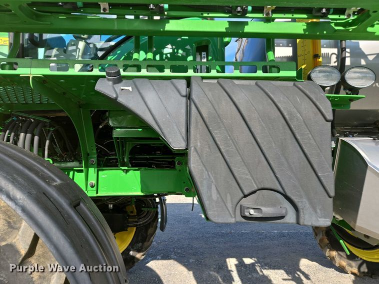 image for item DW1904 2021 John Deere R4038 sprayer