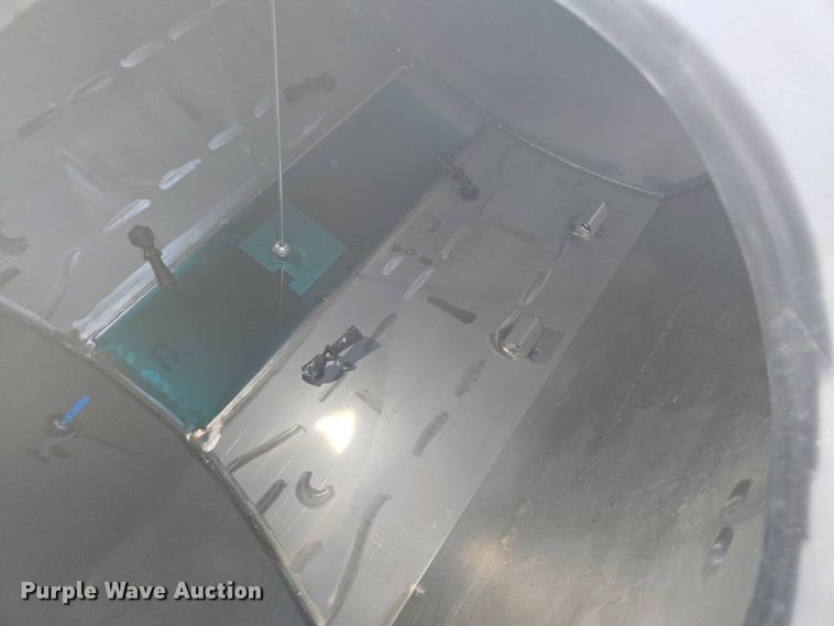 image for item DW1904 2021 John Deere R4038 sprayer