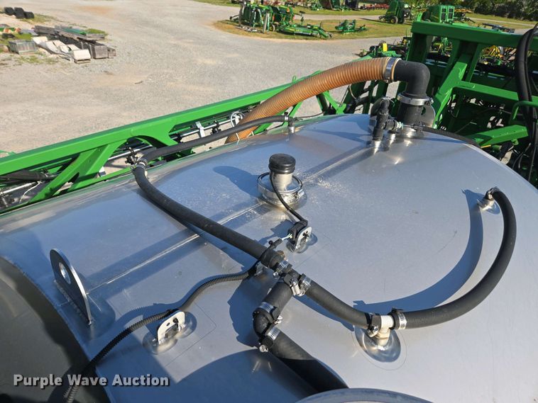 image for item DW1904 2021 John Deere R4038 sprayer
