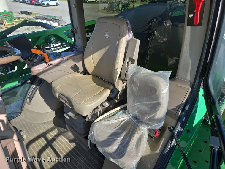 image for item DW1904 2021 John Deere R4038 sprayer