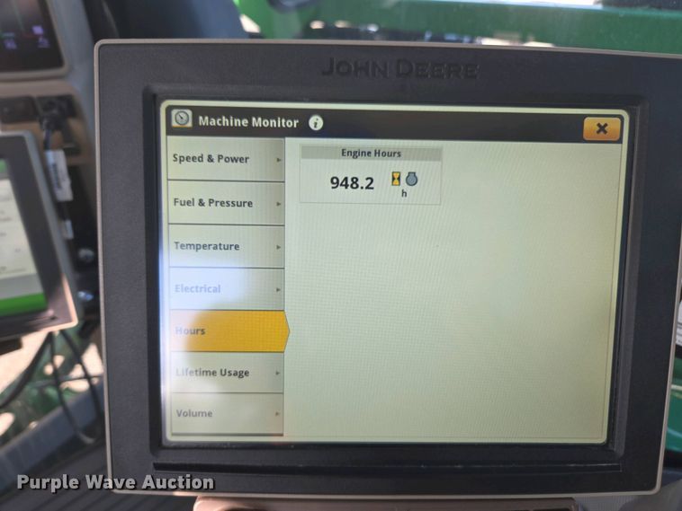 image for item DW1904 2021 John Deere R4038 sprayer