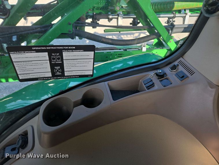 image for item DW1904 2021 John Deere R4038 sprayer