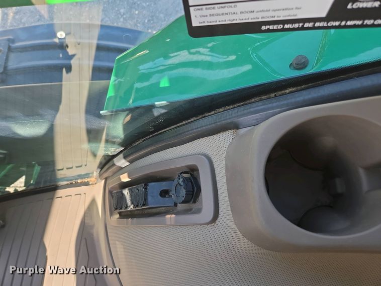 image for item DW1904 2021 John Deere R4038 sprayer