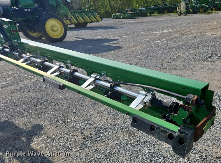 image for item DW1904 2021 John Deere R4038 sprayer