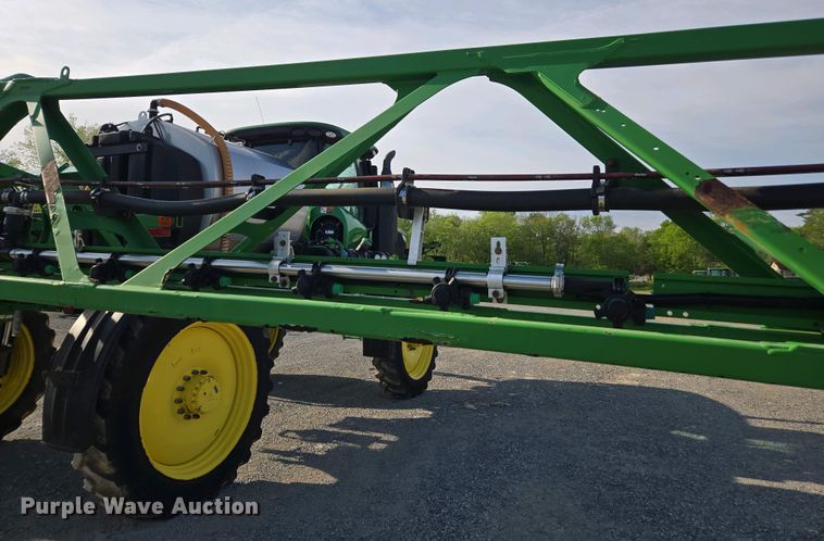 image for item DW1904 2021 John Deere R4038 sprayer