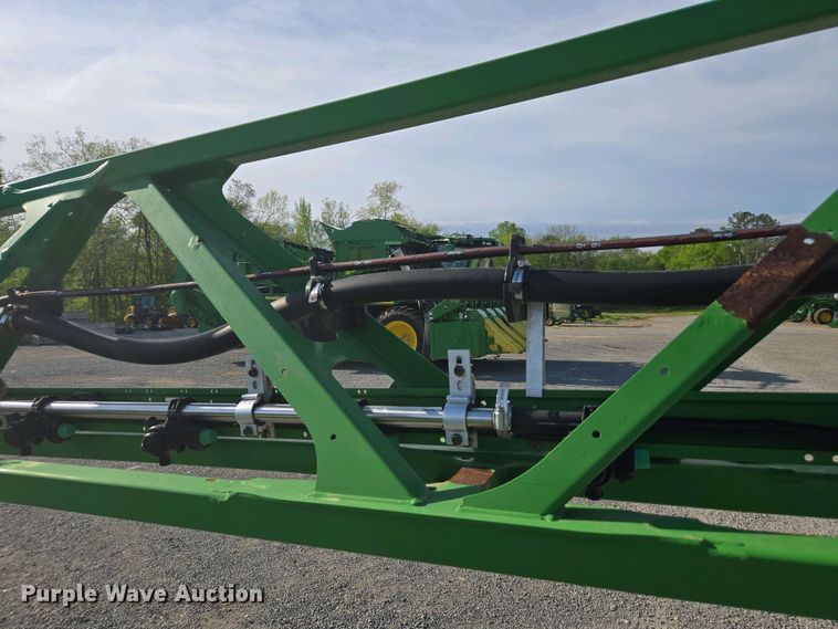 image for item DW1904 2021 John Deere R4038 sprayer