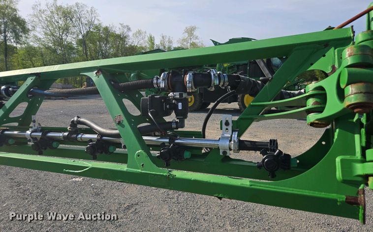 image for item DW1904 2021 John Deere R4038 sprayer