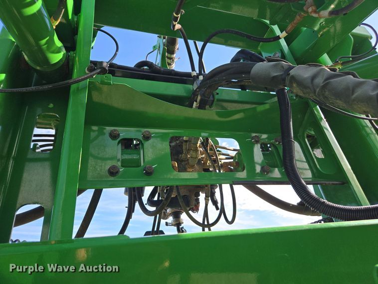 image for item DW1904 2021 John Deere R4038 sprayer