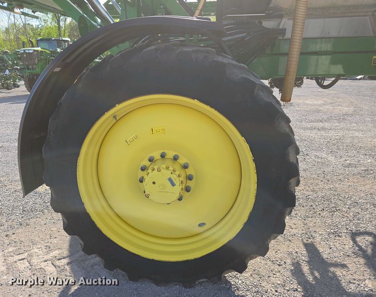 image for item DW1904 2021 John Deere R4038 sprayer