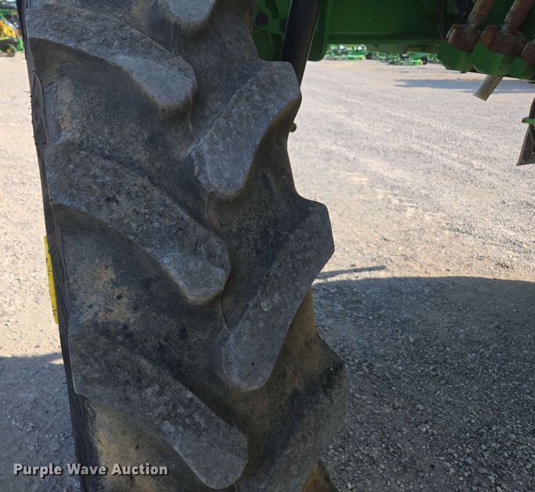 image for item DW1904 2021 John Deere R4038 sprayer