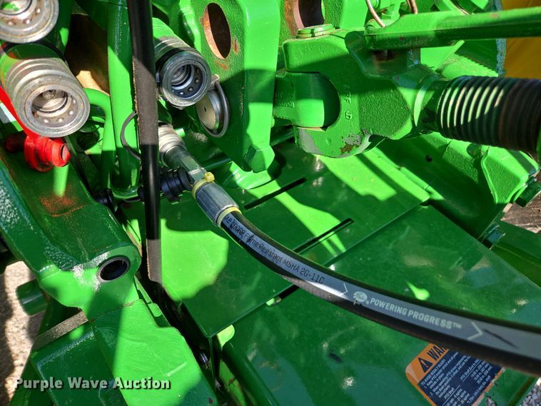 image for item DW1905 2016 John Deere 1795 split row no-till planter