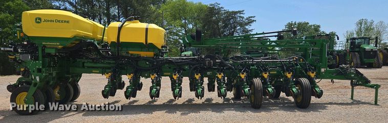 image for item DW1906 2023 John Deere 1775NT no-till planter