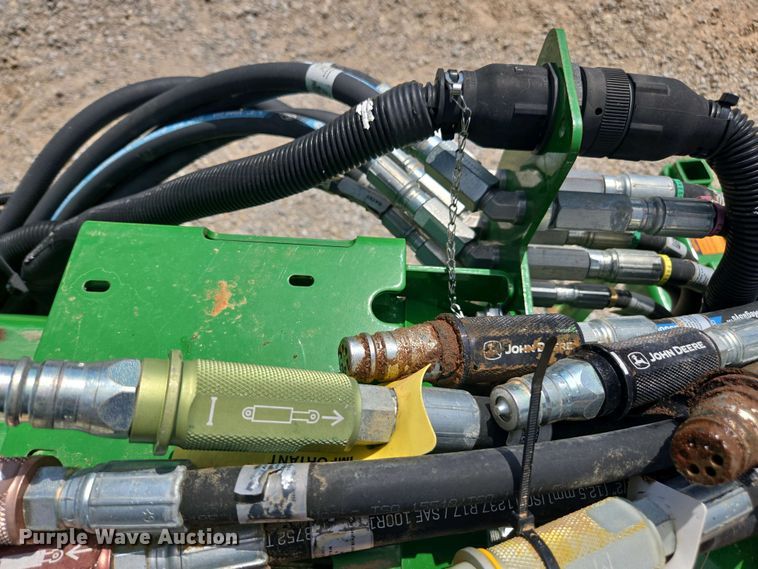 image for item DW1906 2023 John Deere 1775NT no-till planter