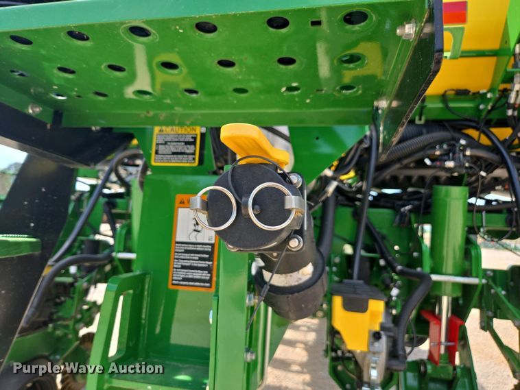 image for item DW1906 2023 John Deere 1775NT no-till planter