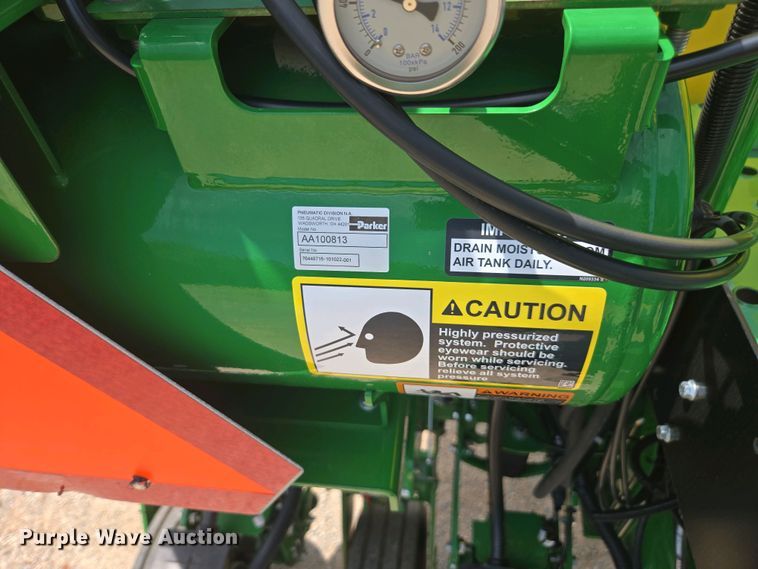 image for item DW1906 2023 John Deere 1775NT no-till planter