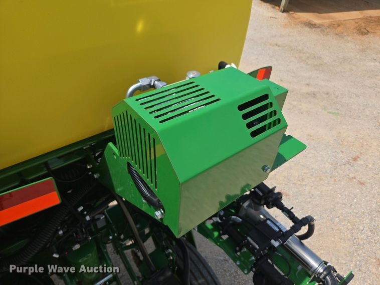 image for item DW1906 2023 John Deere 1775NT no-till planter