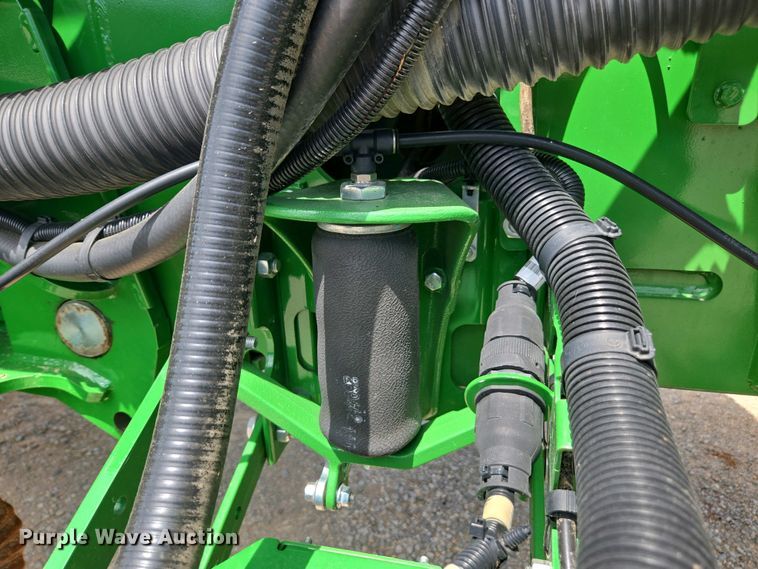 image for item DW1906 2023 John Deere 1775NT no-till planter