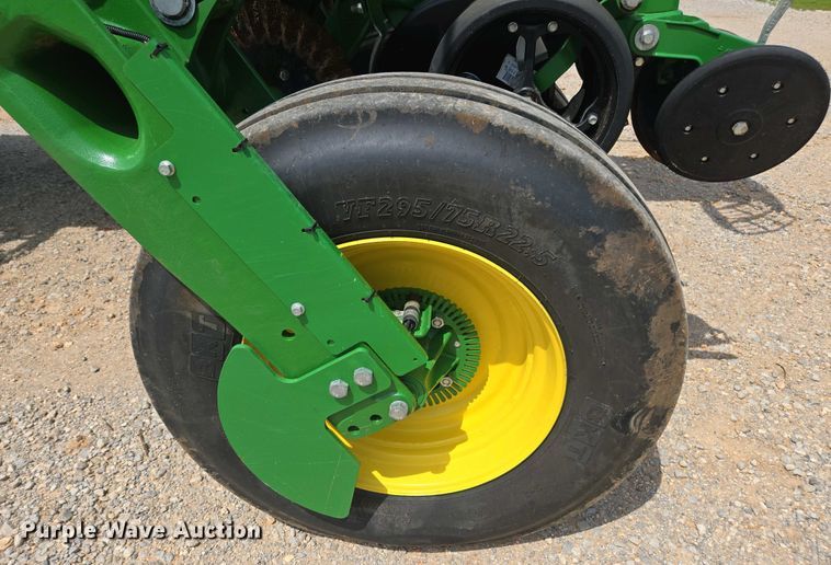 image for item DW1906 2023 John Deere 1775NT no-till planter