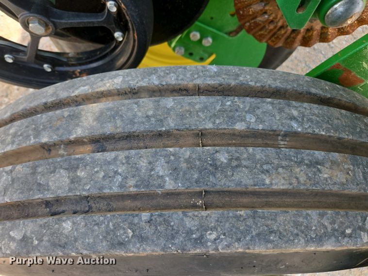 image for item DW1906 2023 John Deere 1775NT no-till planter