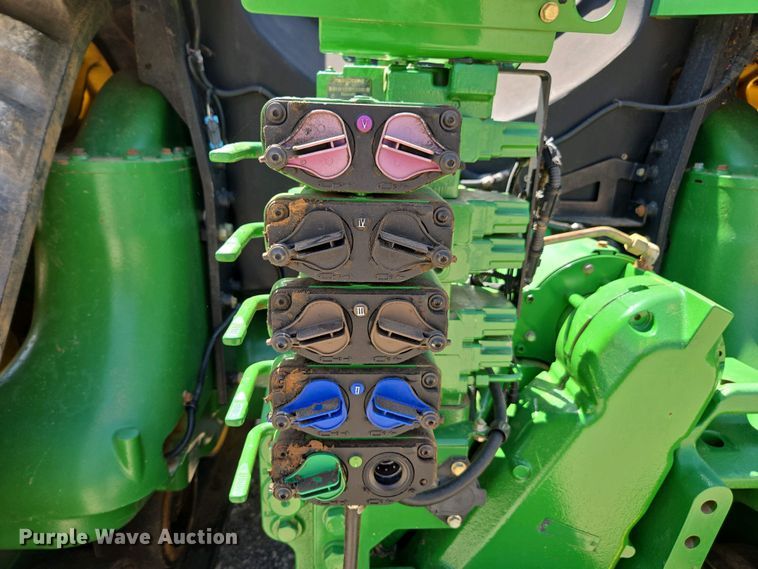 image for item DW1907 2016 John Deere 9570RX 4WD tractor