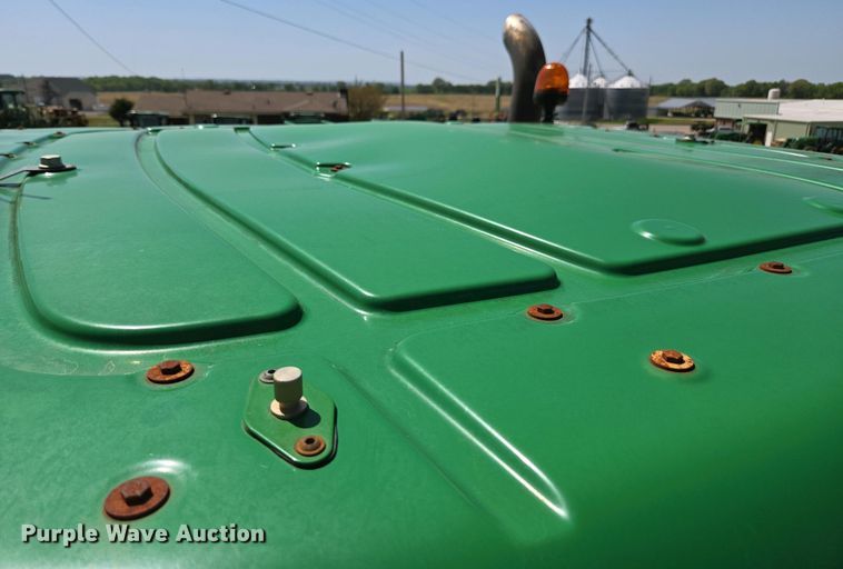 image for item DW1907 2016 John Deere 9570RX 4WD tractor