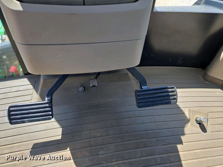 image for item DW1907 2016 John Deere 9570RX 4WD tractor