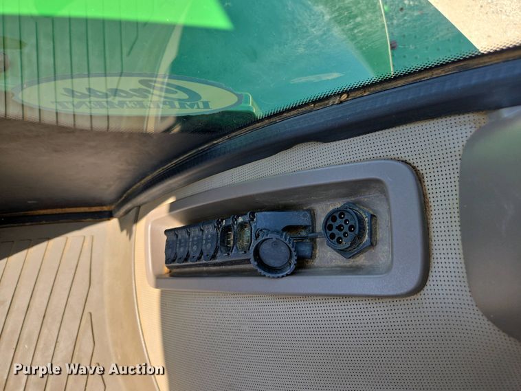 image for item DW1907 2016 John Deere 9570RX 4WD tractor