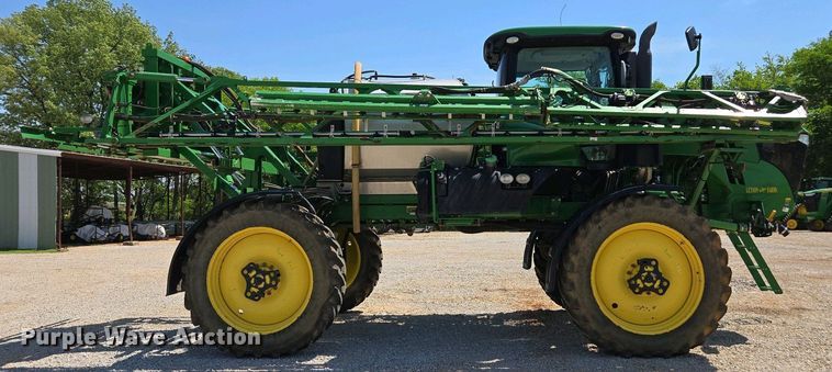 image for item DW1908 2018 John Deere R4038 sprayer