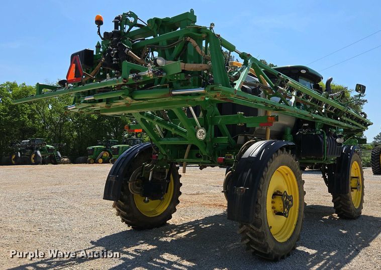 image for item DW1908 2018 John Deere R4038 sprayer