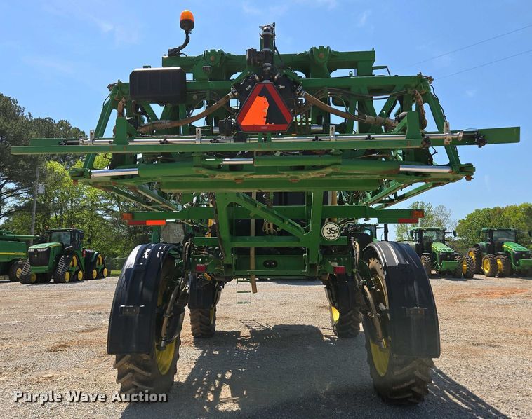 image for item DW1908 2018 John Deere R4038 sprayer