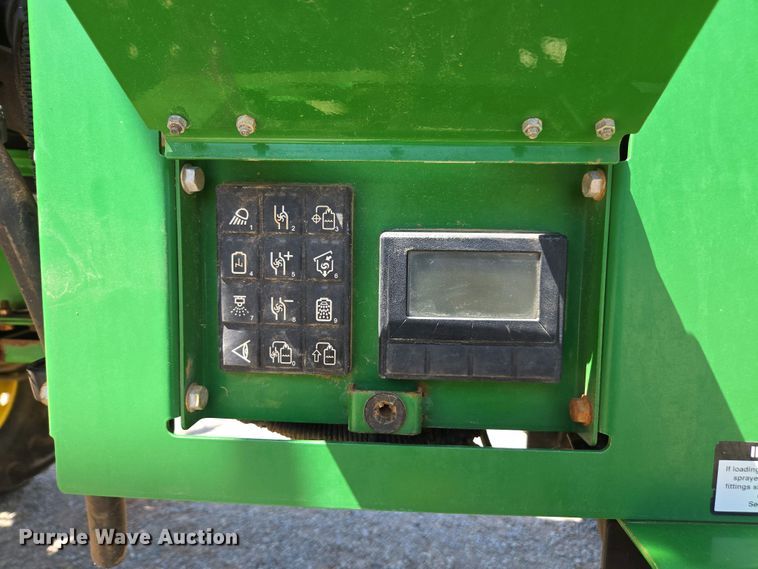image for item DW1908 2018 John Deere R4038 sprayer