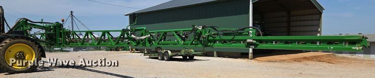 image for item DW1908 2018 John Deere R4038 sprayer