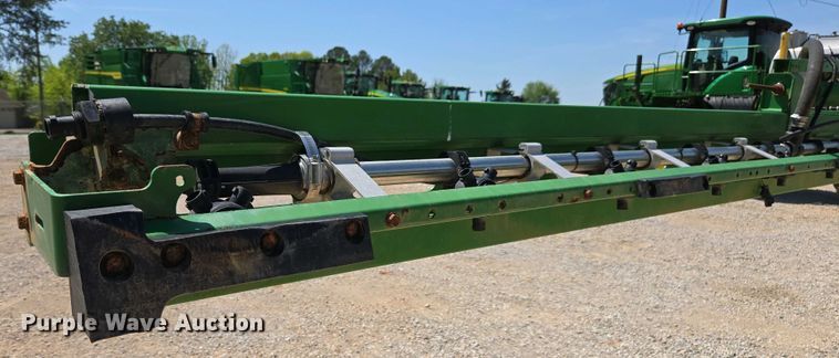 image for item DW1908 2018 John Deere R4038 sprayer