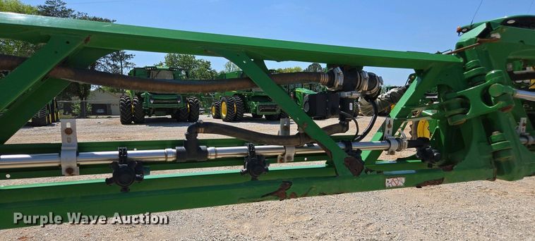 image for item DW1908 2018 John Deere R4038 sprayer