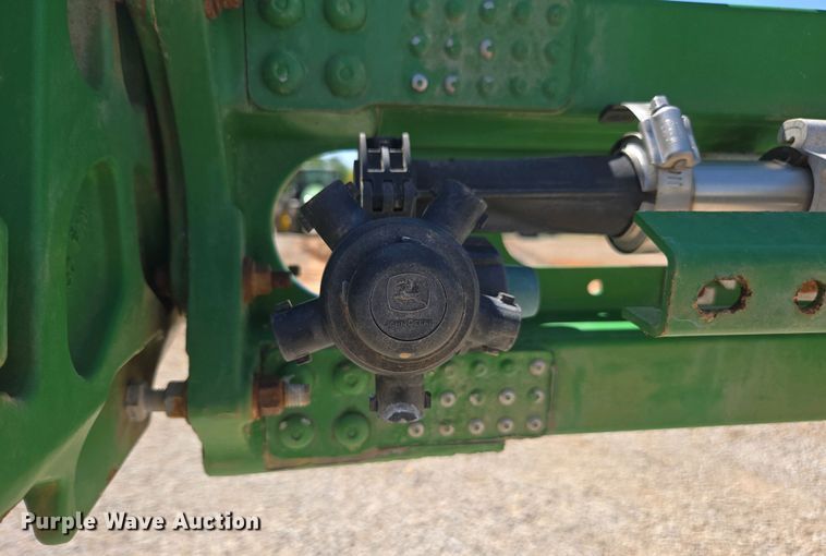 image for item DW1908 2018 John Deere R4038 sprayer
