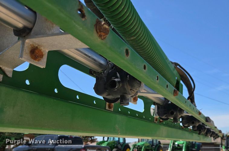 image for item DW1908 2018 John Deere R4038 sprayer