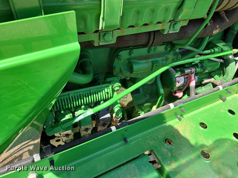 image for item DW1908 2018 John Deere R4038 sprayer